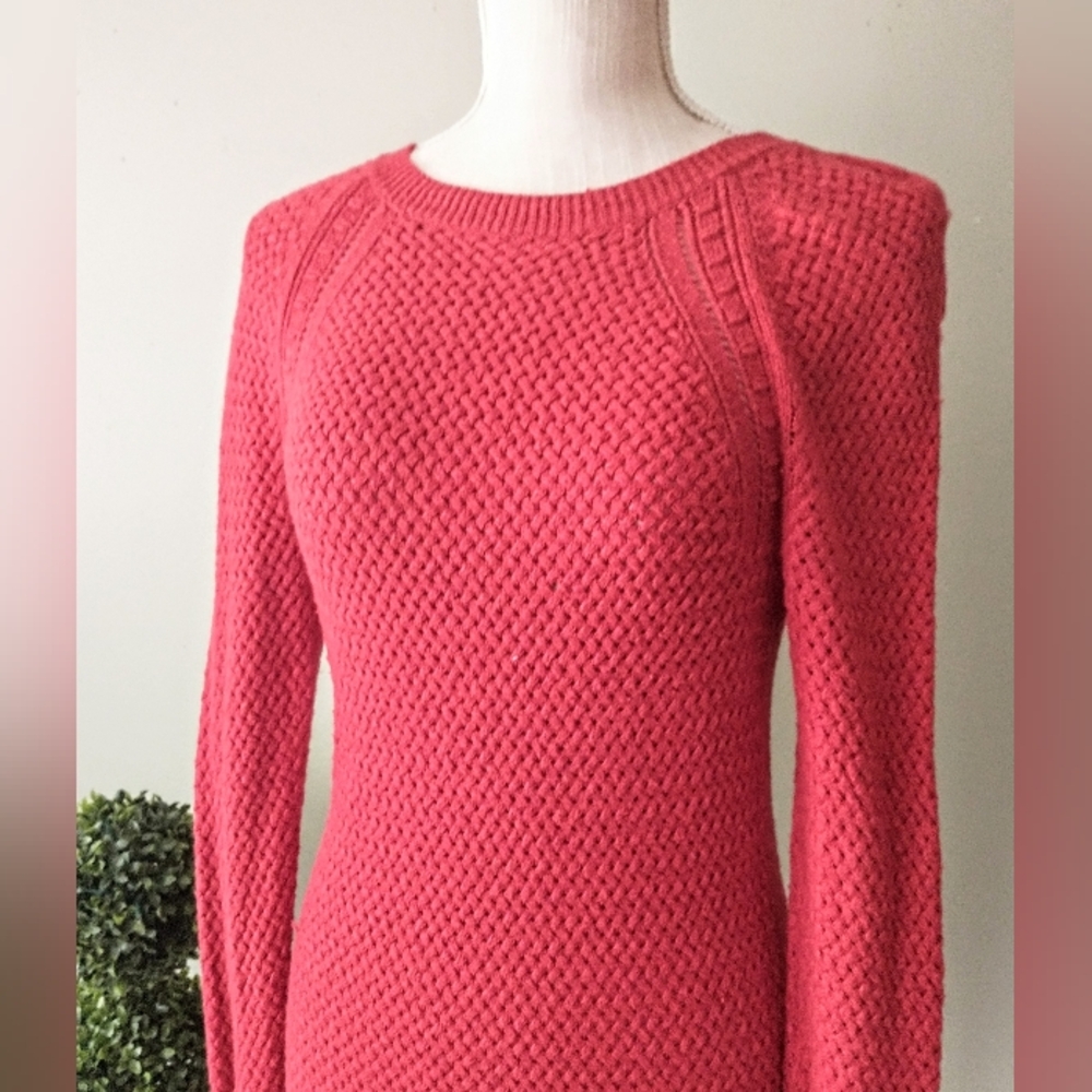 Loft by Ann Taylor - "Basket Weave" Red Fitted Sweater - PS
